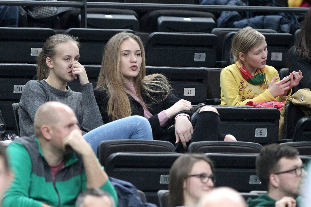 ANGT: „Žalgiris“ – Paryžiaus CFBB 72:58