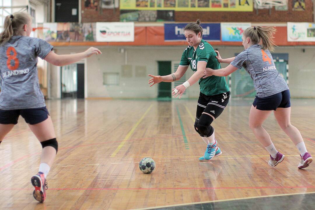 LMRL. „Žalgiris“ – „E.A.V.“ 37:35