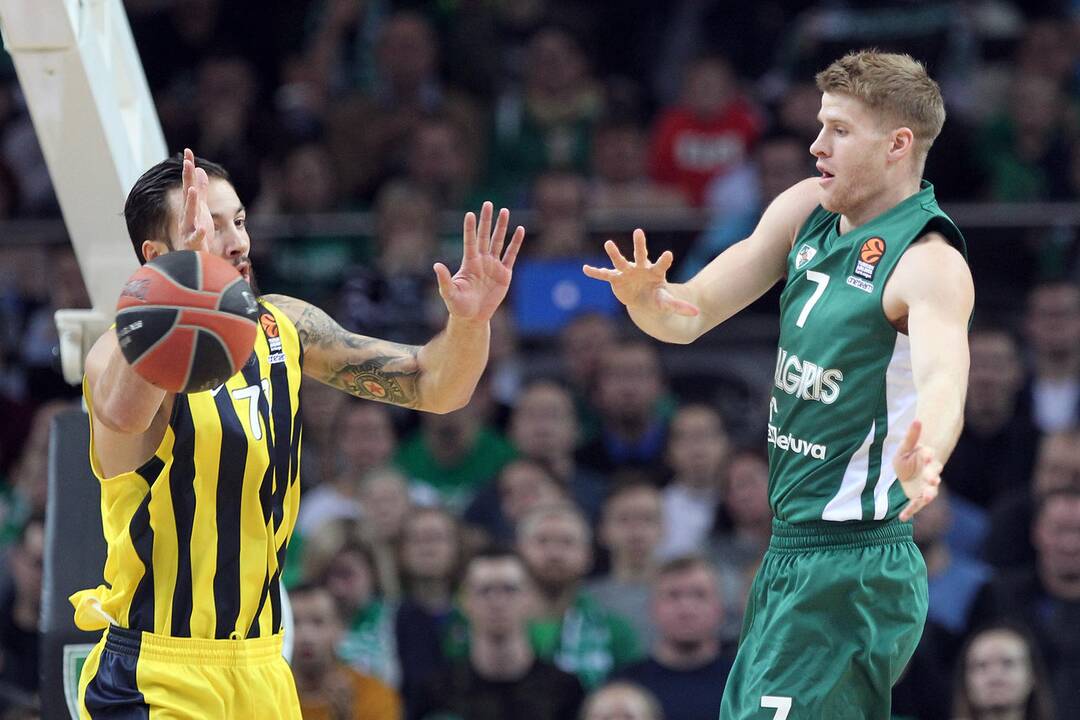 Eurolyga: „Žalgiris“ – „Fenerbachce“ 75:82