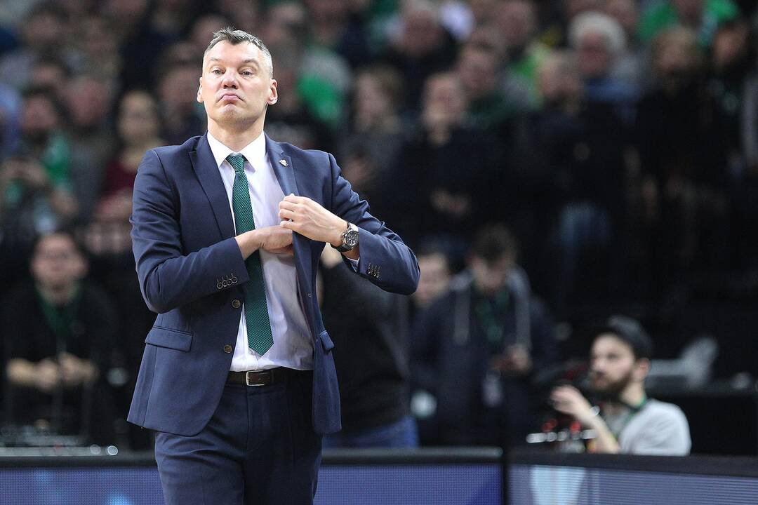 Eurolyga: „Žalgiris“ – „Anadolu Efes“ 58:79