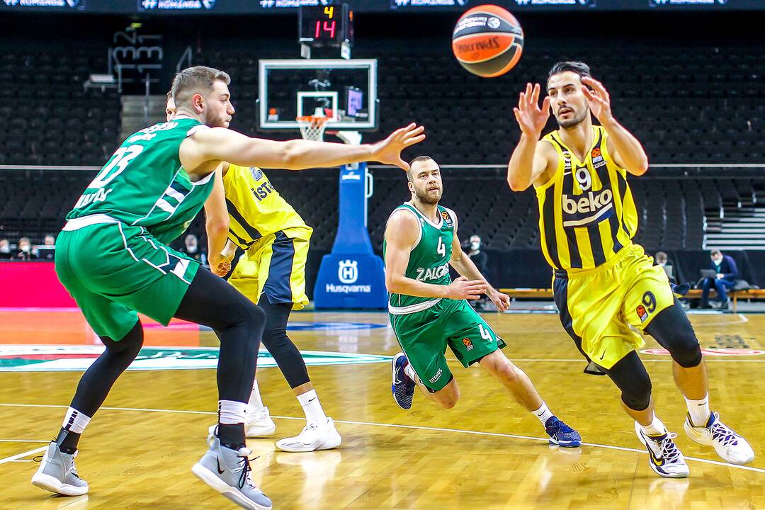 Eurolyga: „Žalgiris“ – „Fenerbahce“ 99:62