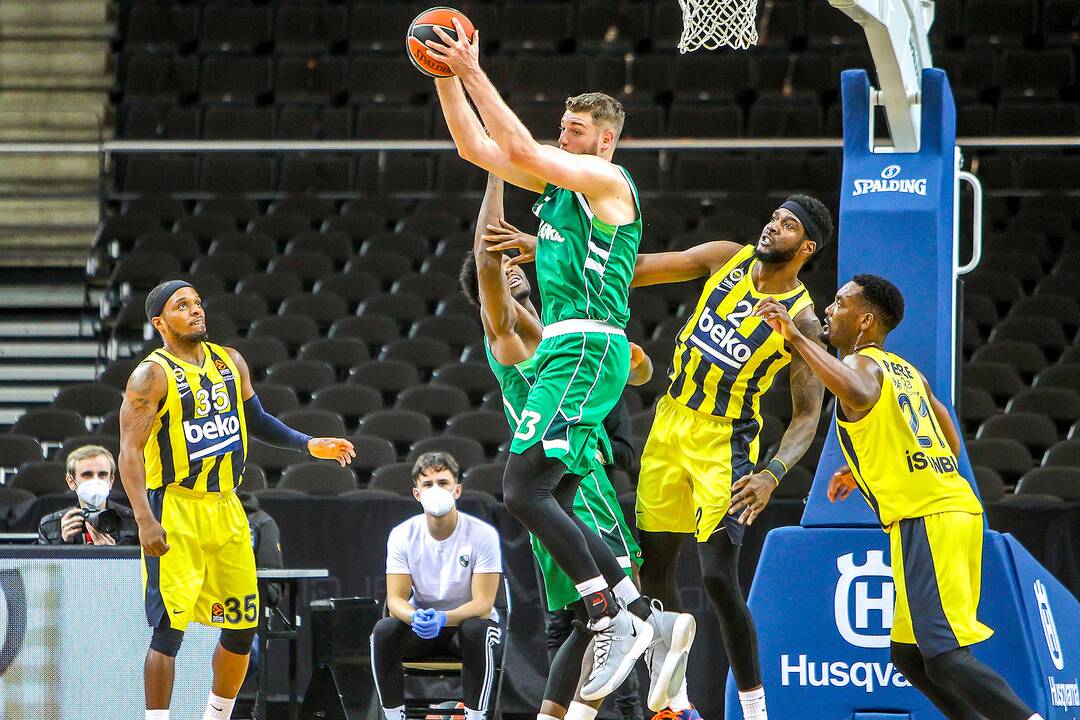 Eurolyga: „Žalgiris“ – „Fenerbahce“ 99:62