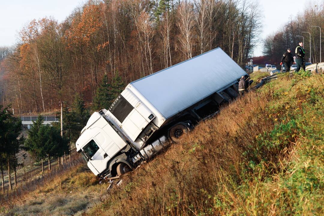 Kaune – automobilių avarijos ir spūstys