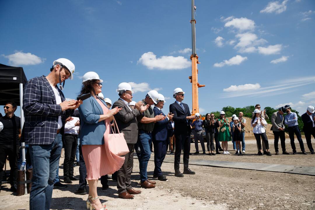 Įkasta Kėdainių tilto kapsulė