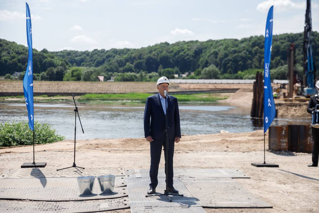 Įkasta Kėdainių tilto kapsulė