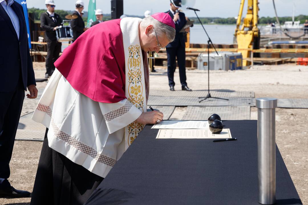 Įkasta Kėdainių tilto kapsulė