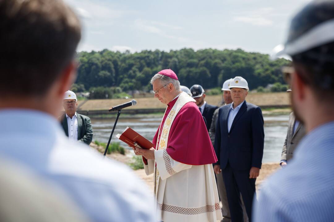 Įkasta Kėdainių tilto kapsulė