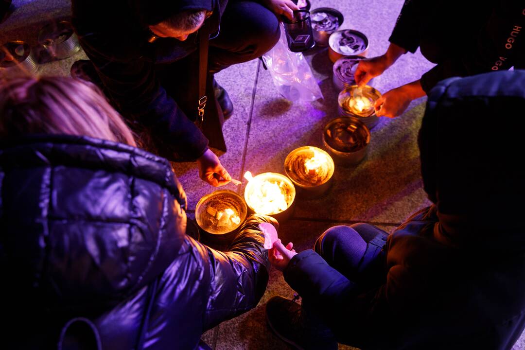 „Laisvė šviečia. Radarom, Kaunas“ kauniečius subūrė Vienybės aikštėje