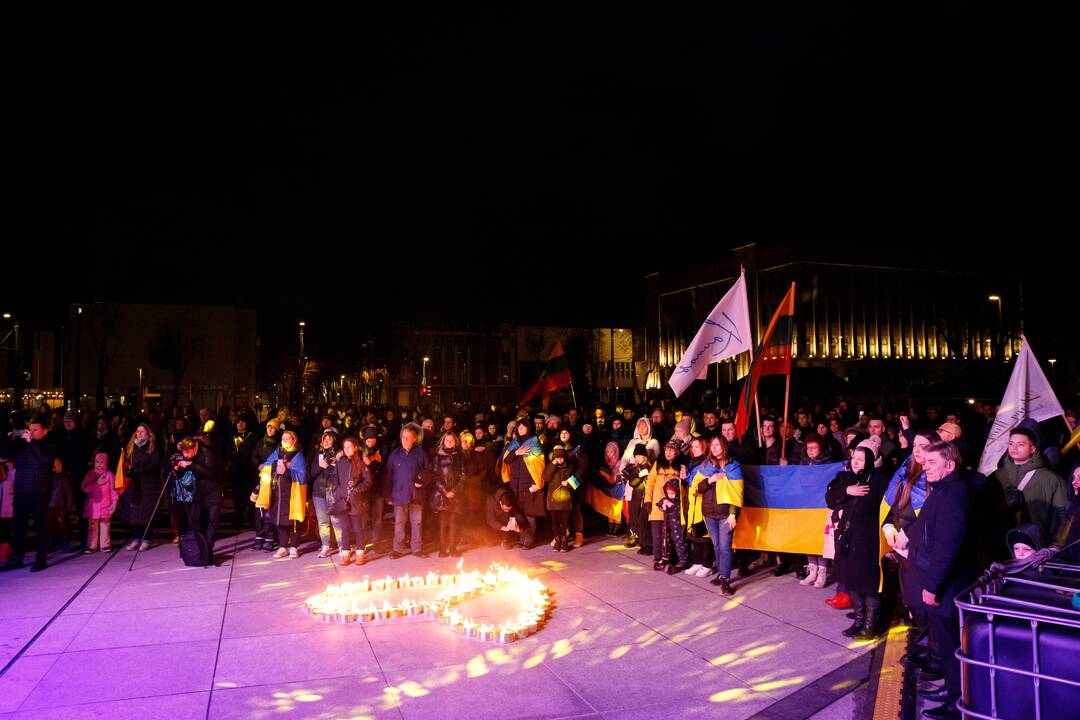 „Laisvė šviečia. Radarom, Kaunas“ kauniečius subūrė Vienybės aikštėje