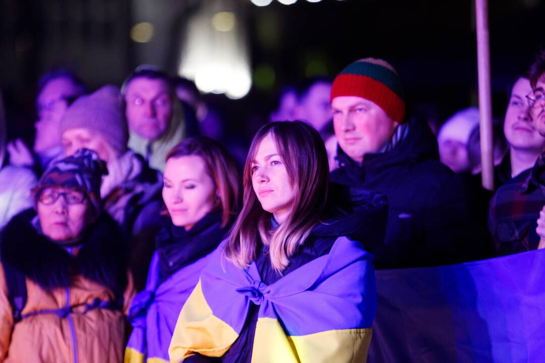 „Laisvė šviečia. Radarom, Kaunas“ kauniečius subūrė Vienybės aikštėje