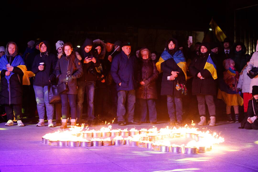 „Laisvė šviečia. Radarom, Kaunas“ kauniečius subūrė Vienybės aikštėje