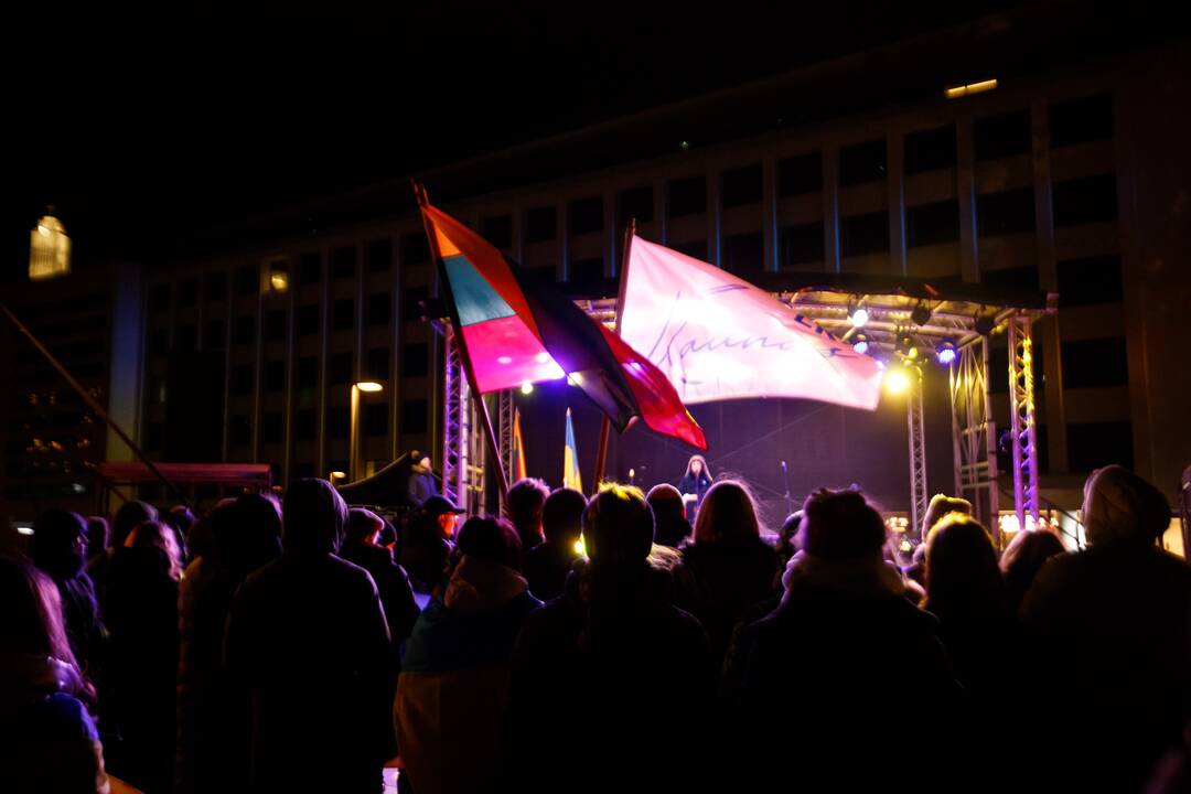 „Laisvė šviečia. Radarom, Kaunas“ kauniečius subūrė Vienybės aikštėje