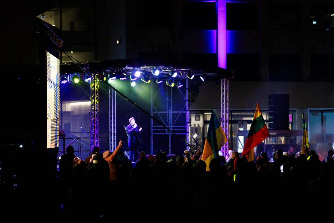 „Laisvė šviečia. Radarom, Kaunas“ kauniečius subūrė Vienybės aikštėje