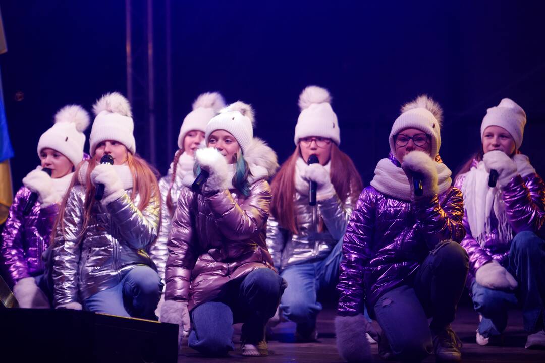 „Laisvė šviečia. Radarom, Kaunas“ kauniečius subūrė Vienybės aikštėje