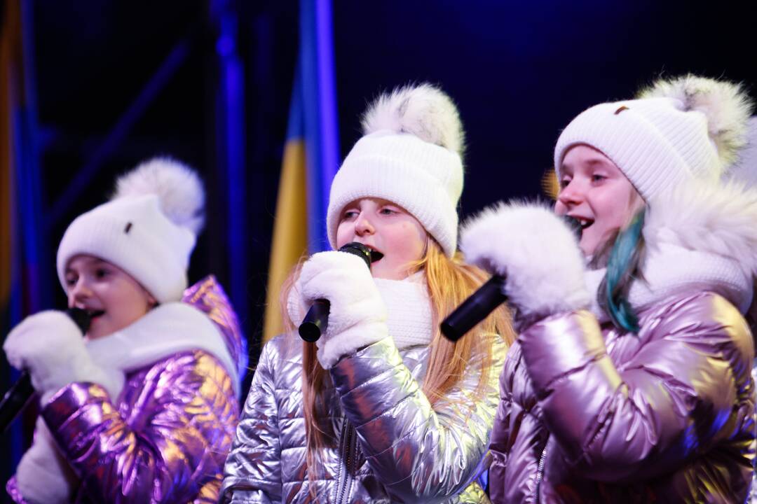 „Laisvė šviečia. Radarom, Kaunas“ kauniečius subūrė Vienybės aikštėje