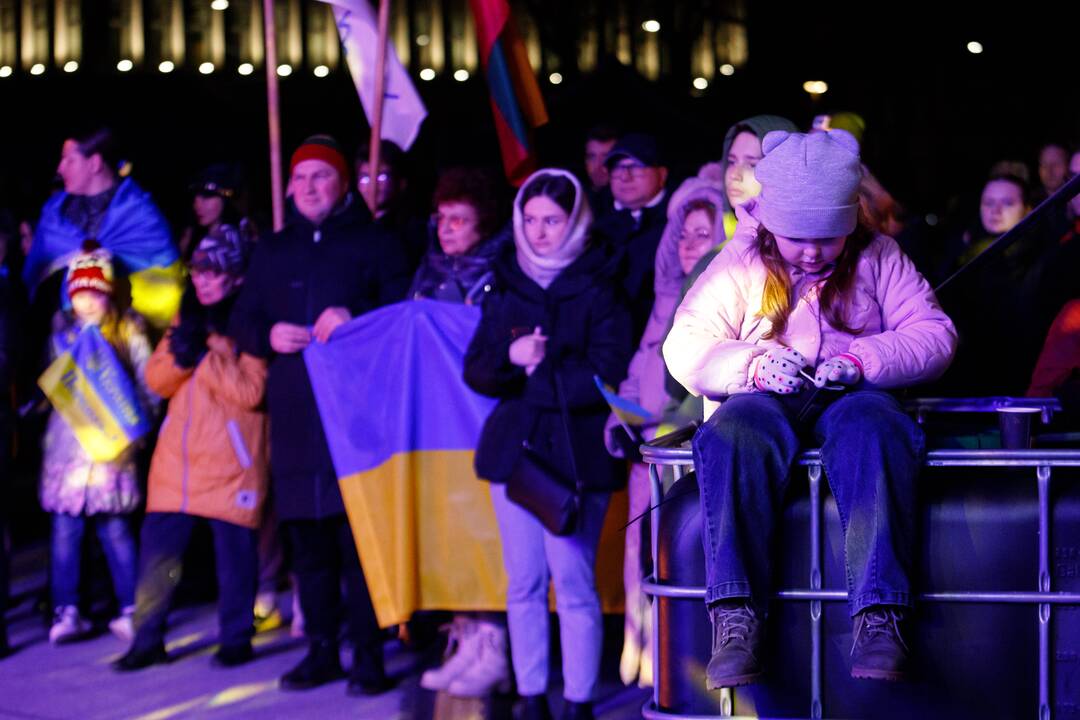 „Laisvė šviečia. Radarom, Kaunas“ kauniečius subūrė Vienybės aikštėje