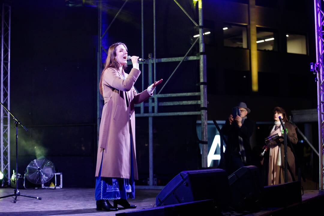 „Laisvė šviečia. Radarom, Kaunas“ kauniečius subūrė Vienybės aikštėje