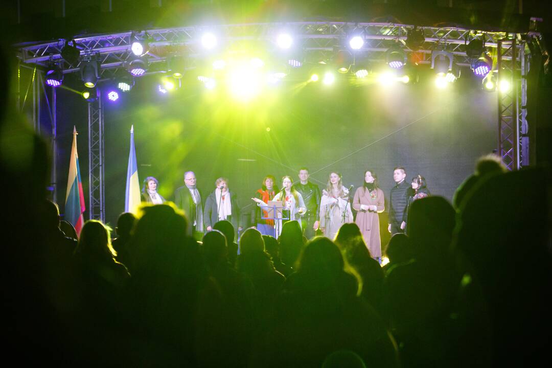 „Laisvė šviečia. Radarom, Kaunas“ kauniečius subūrė Vienybės aikštėje