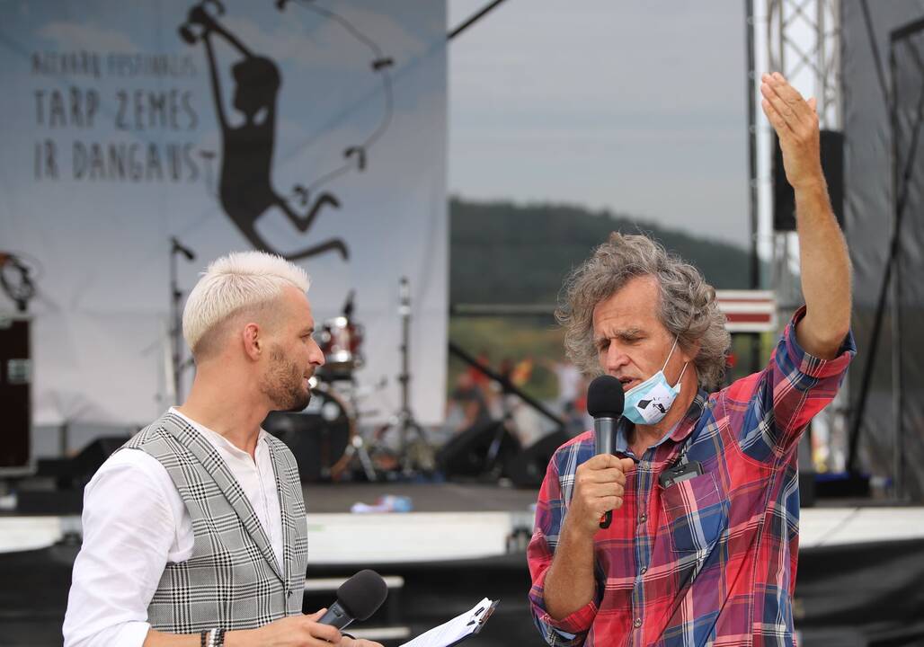 Zapyškio aitvarų festivalis „Tarp dangaus ir žemės“