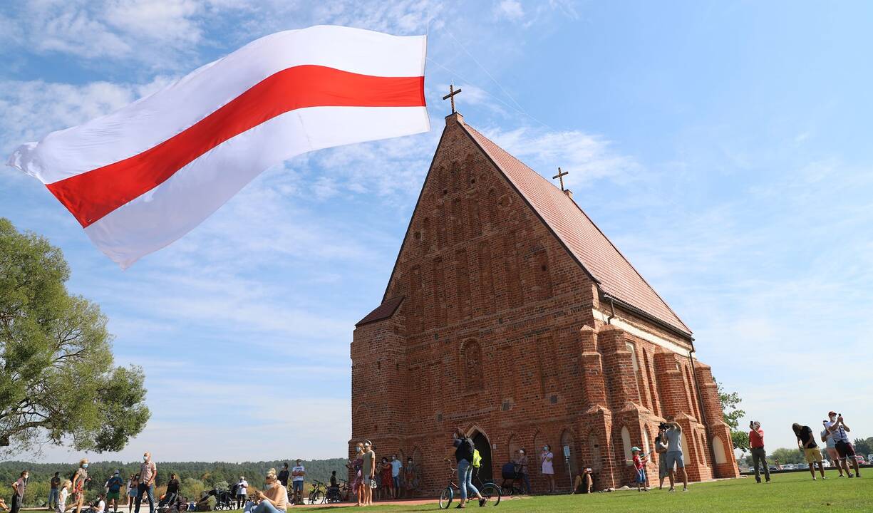 Zapyškio aitvarų festivalis „Tarp dangaus ir žemės“