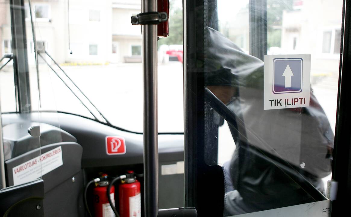 Dėmesio, keleiviai: nutrūko laidai, Vilniuje nevažiuoja šie troleibusai