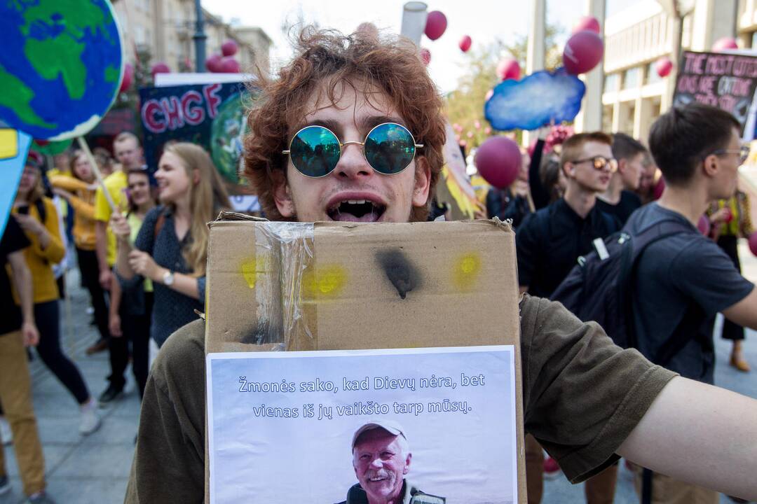Šventinė VU studentų eisena