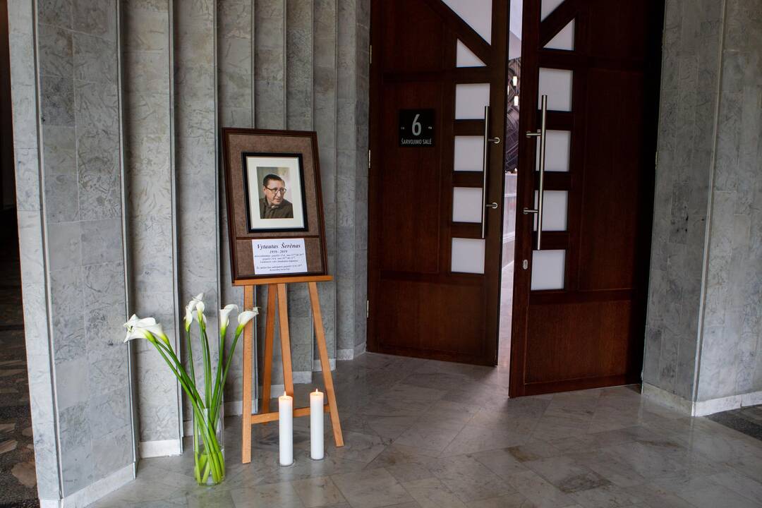 Atsisveikinimas su V. Šerėnu