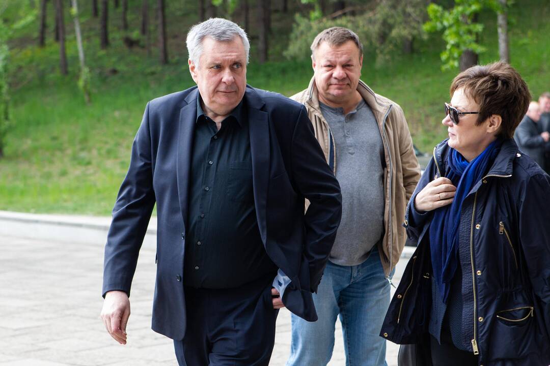 Atsisveikinimas su V. Šerėnu