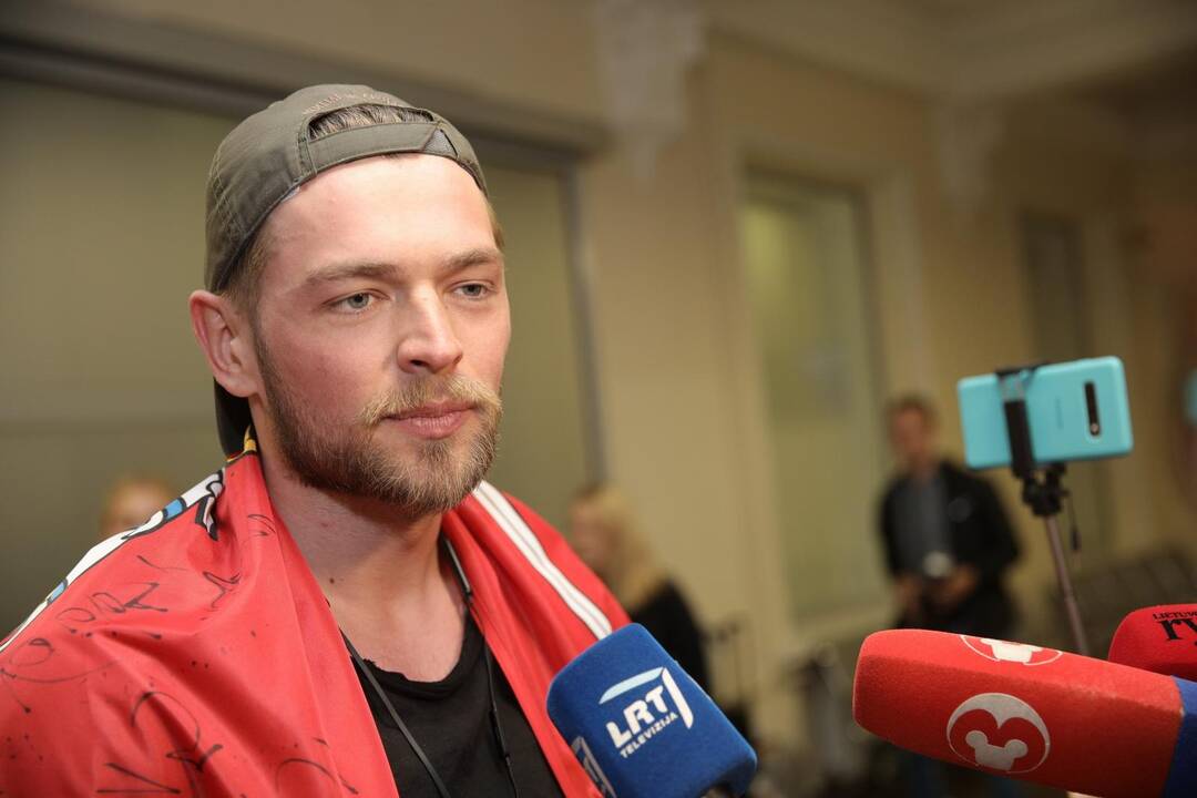 Jurijus Veklenko 