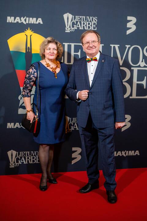 Nacionaliniai apdovanojimai „Lietuvos garbė“