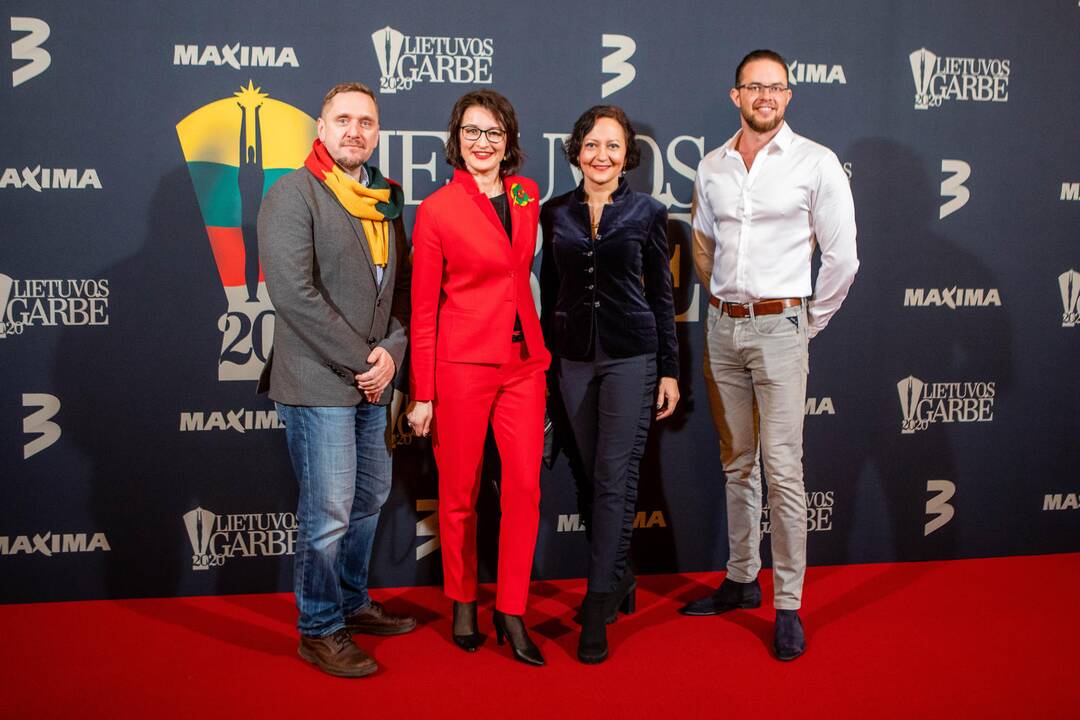 Nacionaliniai apdovanojimai „Lietuvos garbė“