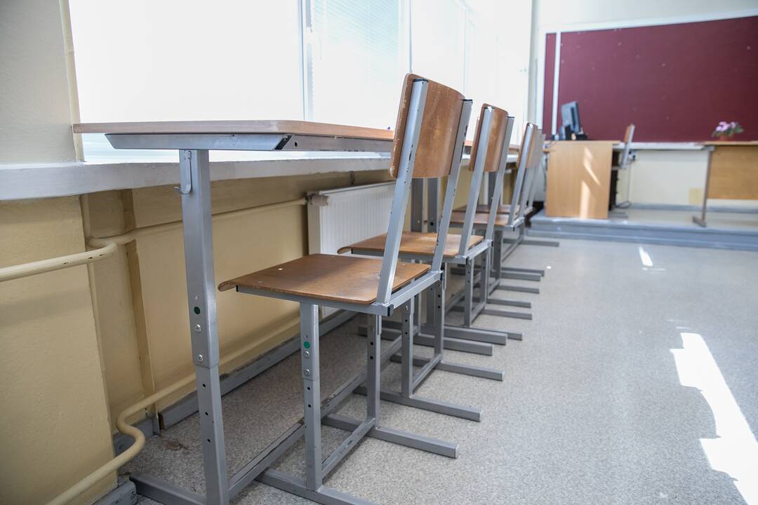 Seimas nepritarė siūlymui leisti tėvams spręsti dėl lytiškumo ugdymo poreikio