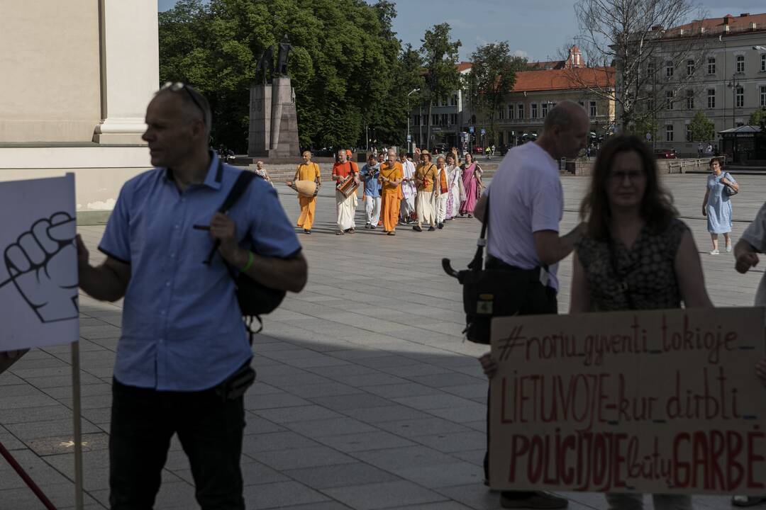 Eitynės „Lietuvių gyvybės svarbios“
