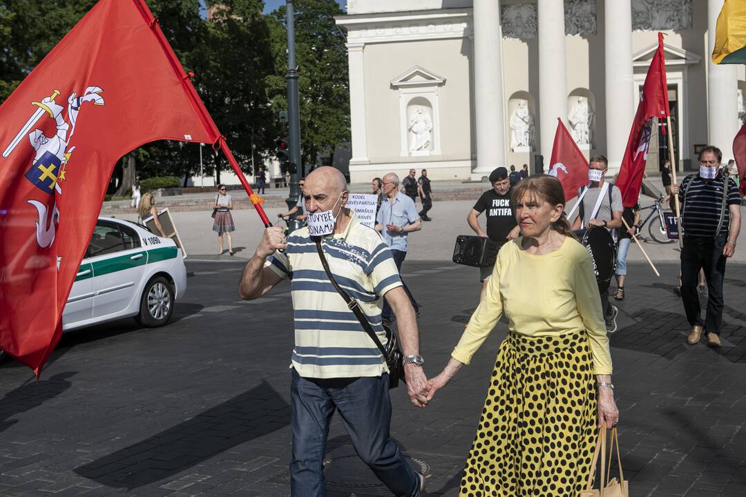 Eitynės „Lietuvių gyvybės svarbios“