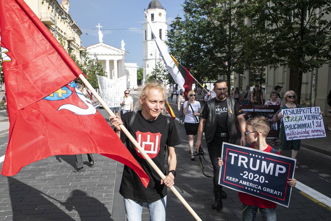 Eitynės „Lietuvių gyvybės svarbios“