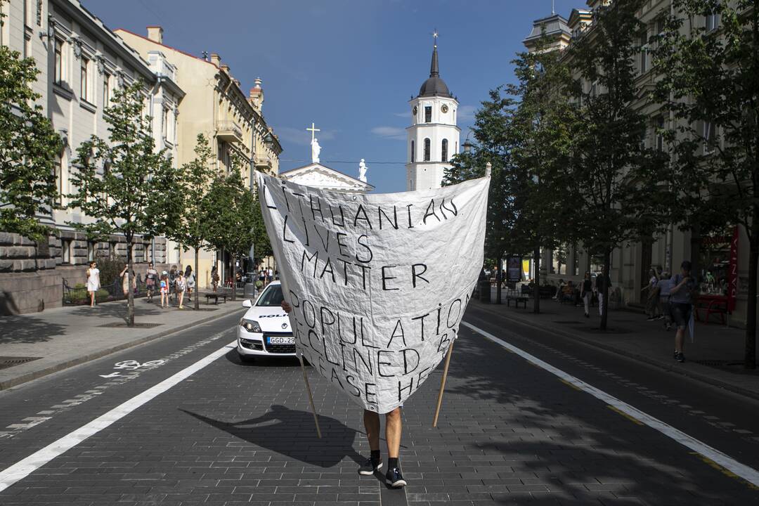 Eitynės „Lietuvių gyvybės svarbios“