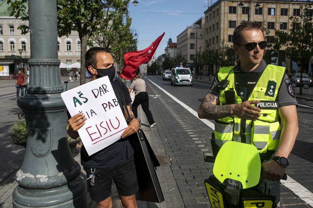 Eitynės „Lietuvių gyvybės svarbios“