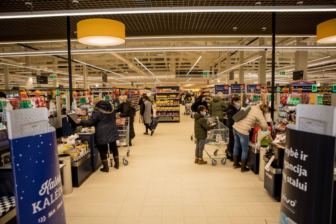 Pirkėjai plūsta į atnaujintą Aleksoto „Maximą“