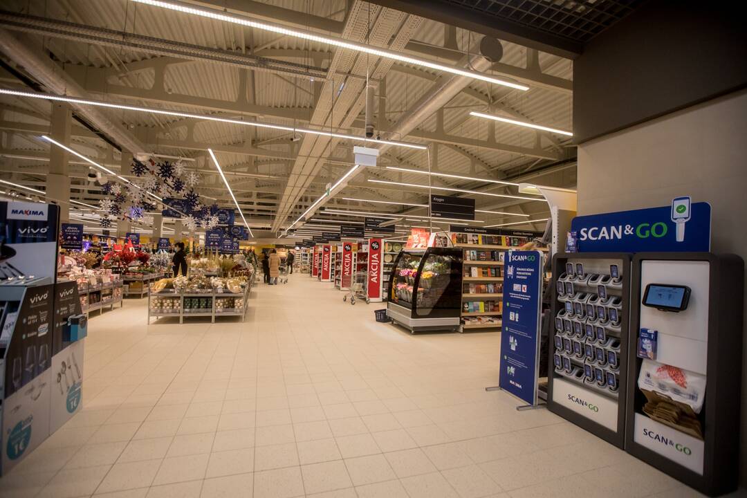 Pirkėjai plūsta į atnaujintą Aleksoto „Maximą“