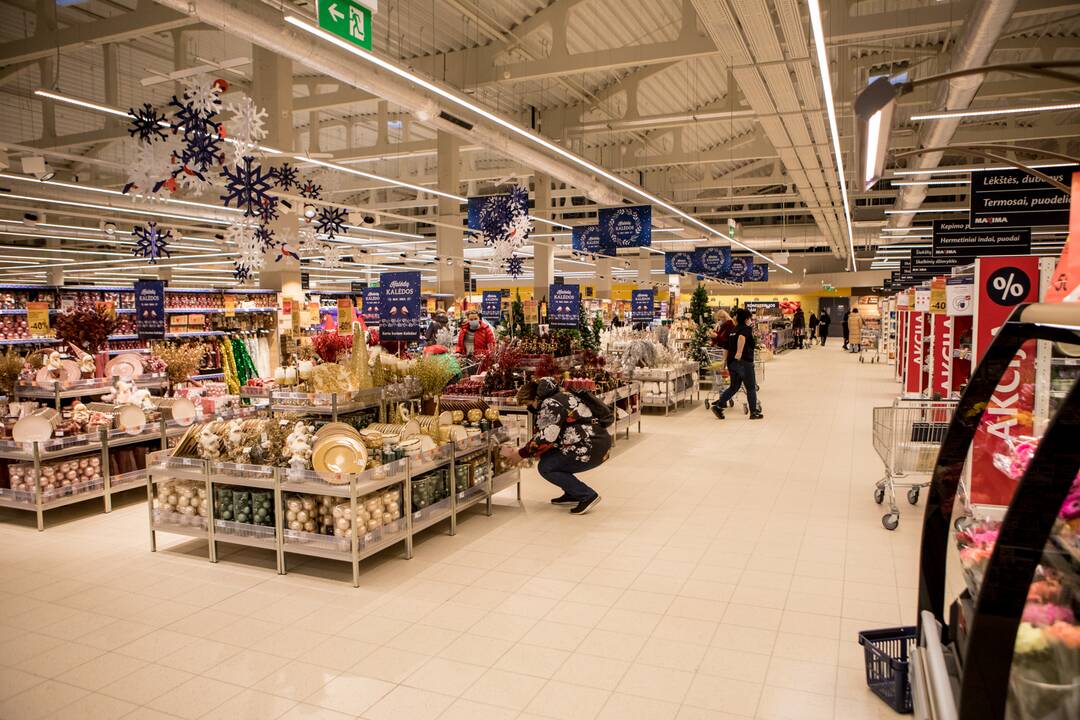 Pirkėjai plūsta į atnaujintą Aleksoto „Maximą“