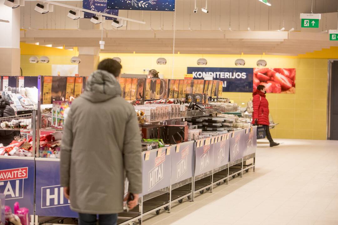 Pirkėjai plūsta į atnaujintą Aleksoto „Maximą“