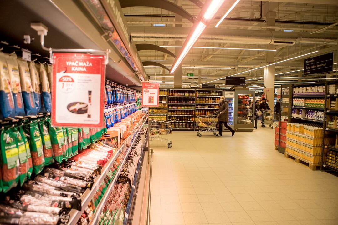 Pirkėjai plūsta į atnaujintą Aleksoto „Maximą“