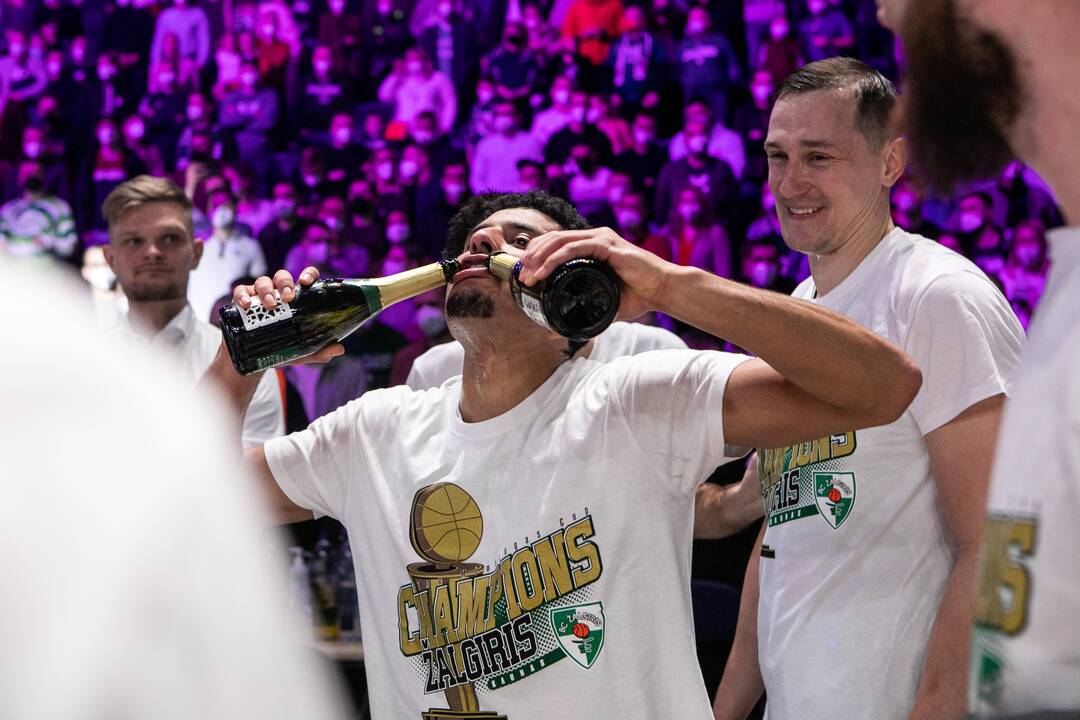 „Lietkabelį“ daužęs „Žalgiris“ – KMT čempionas
