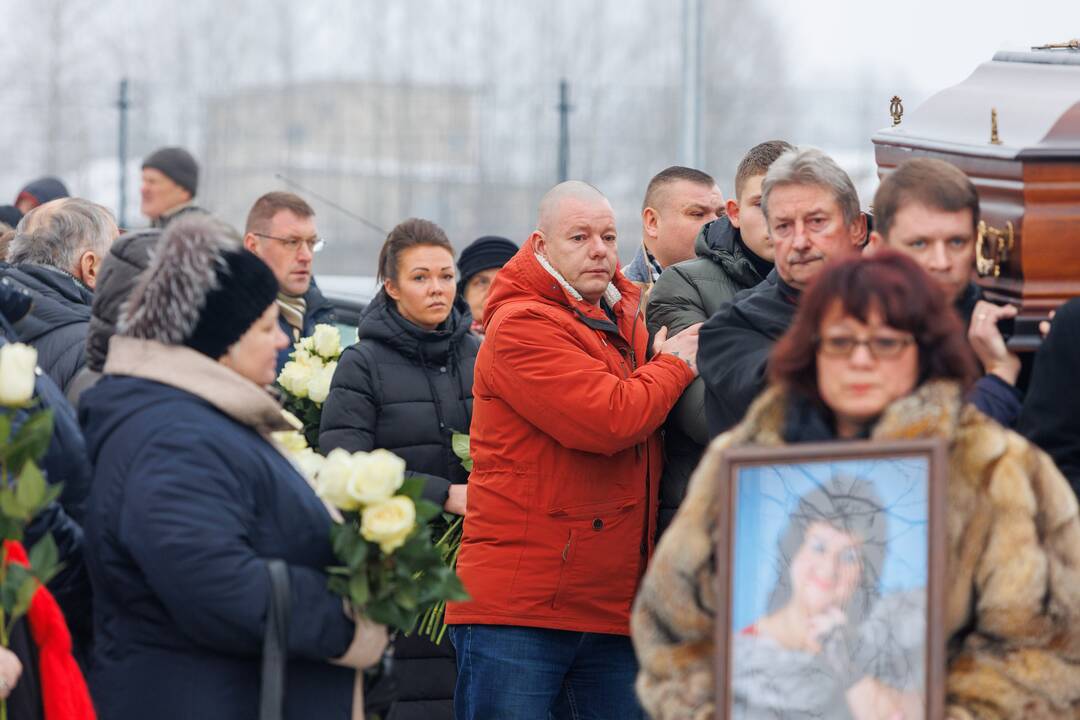 V. Katunskytės laidotuvės