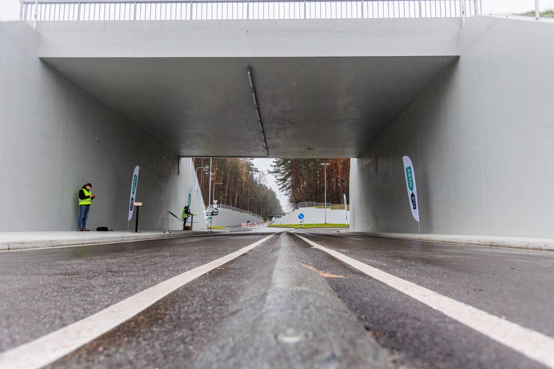 Tunelio kelių Lentvaris–Vievis sankirtoje atidarymas