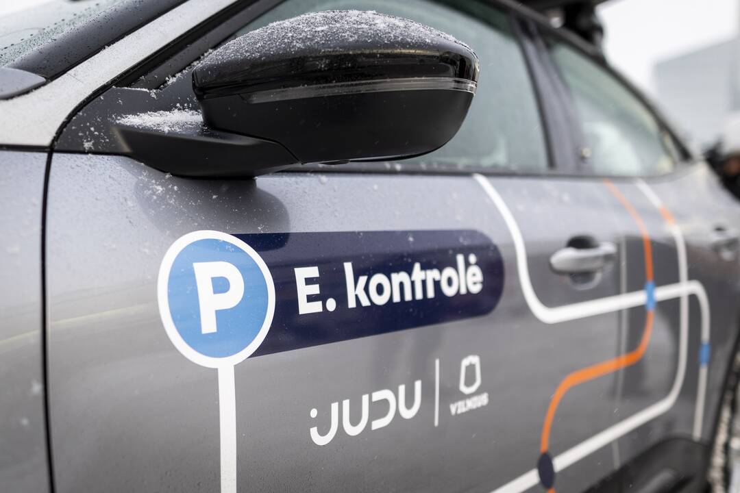 Vilniuje pristatytas e. kontrolės automobilis