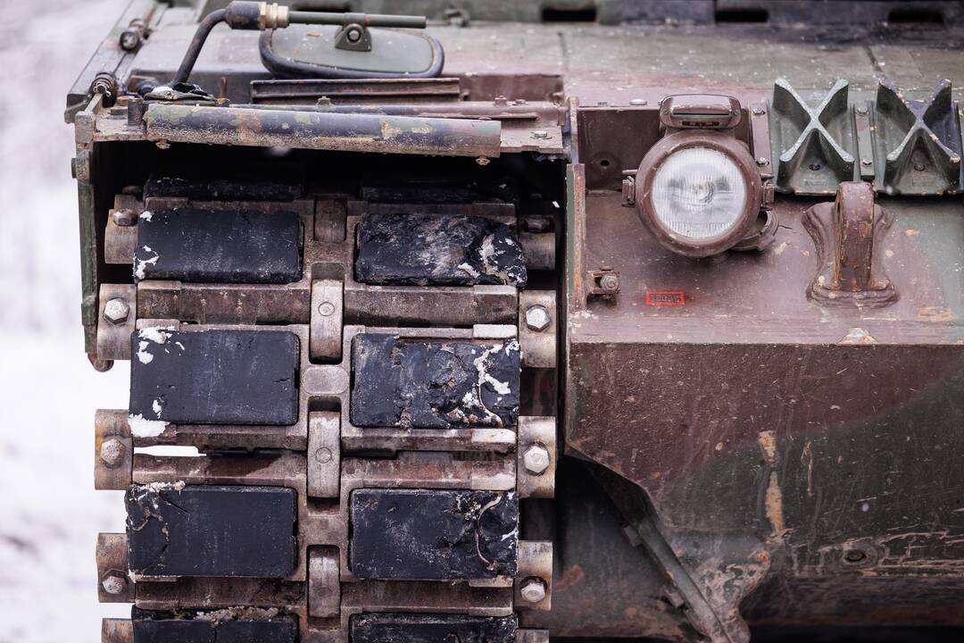 Tankų „Leopard“ testavimas Gaižiūnų poligone