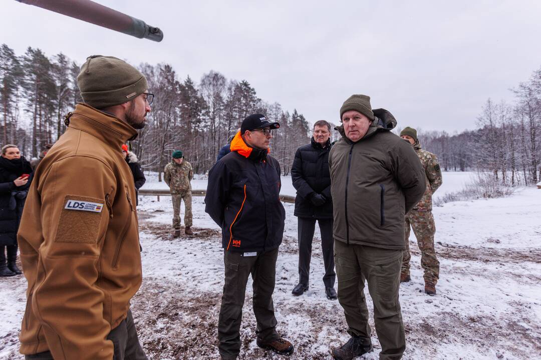 Tankų „Leopard“ testavimas Gaižiūnų poligone