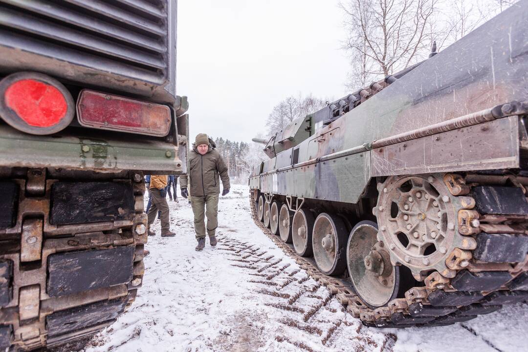 Tankų „Leopard“ testavimas Gaižiūnų poligone
