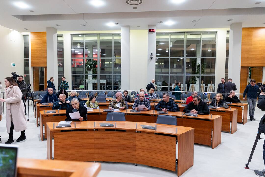 Vilniaus mero susitikimas su nukentėjusiais Viršuliškių daugiabučio gyventojais